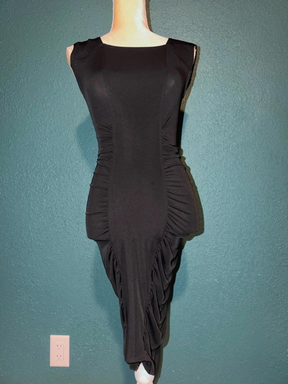 BCBGMaxAzria sleek black